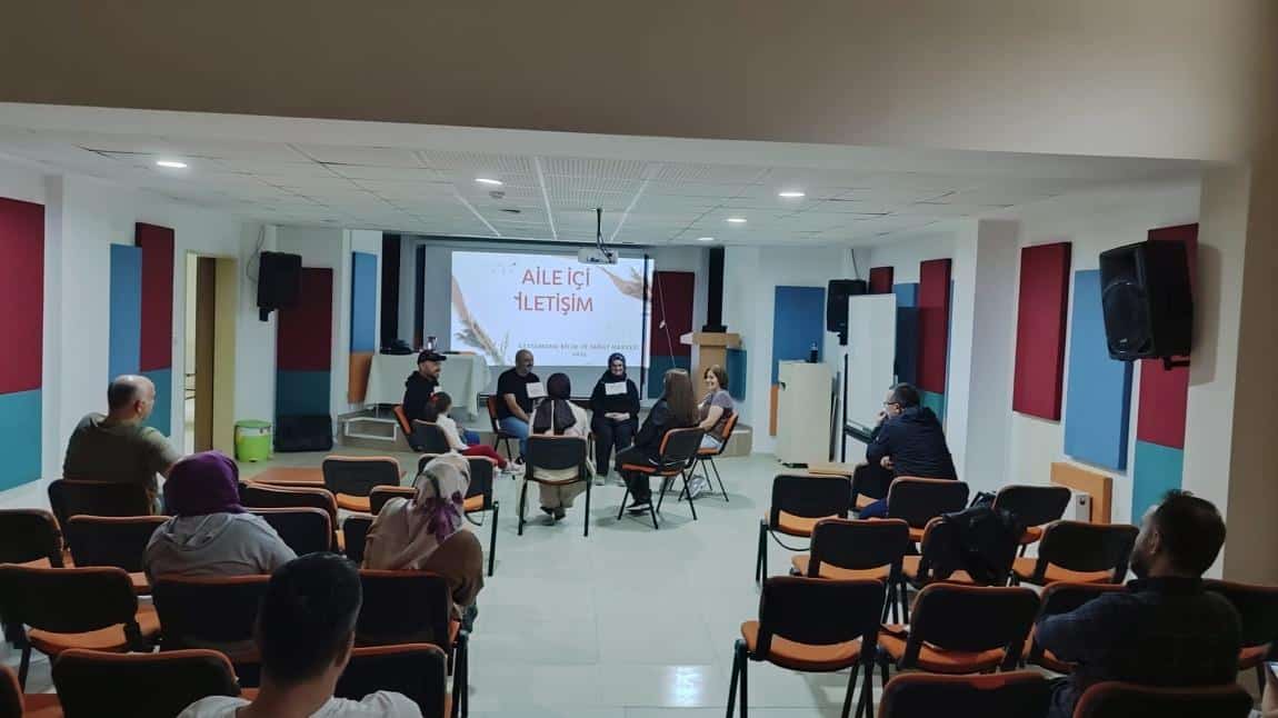 Kastamonu Bilim ve Sanat Merkezi'nde Aile İçi İletişim Atölyesi Düzenlendi